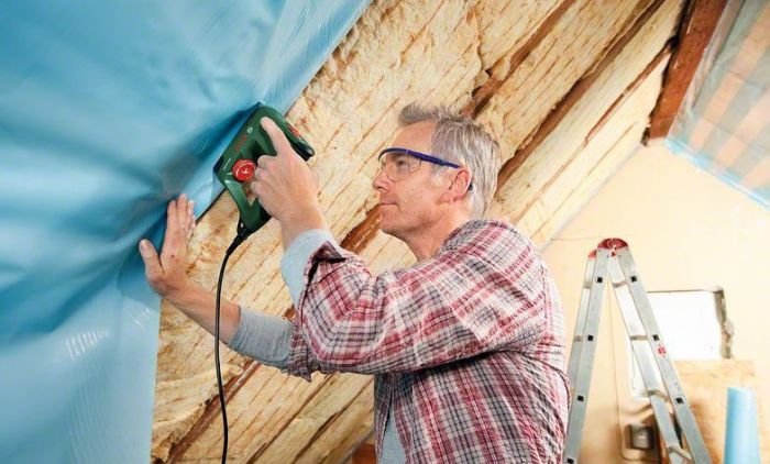 Степлер Bosch PTK 14 EDT, 30 уд/хв, скоби 11.4/ цвяхи 14 мм, 1.1 кг