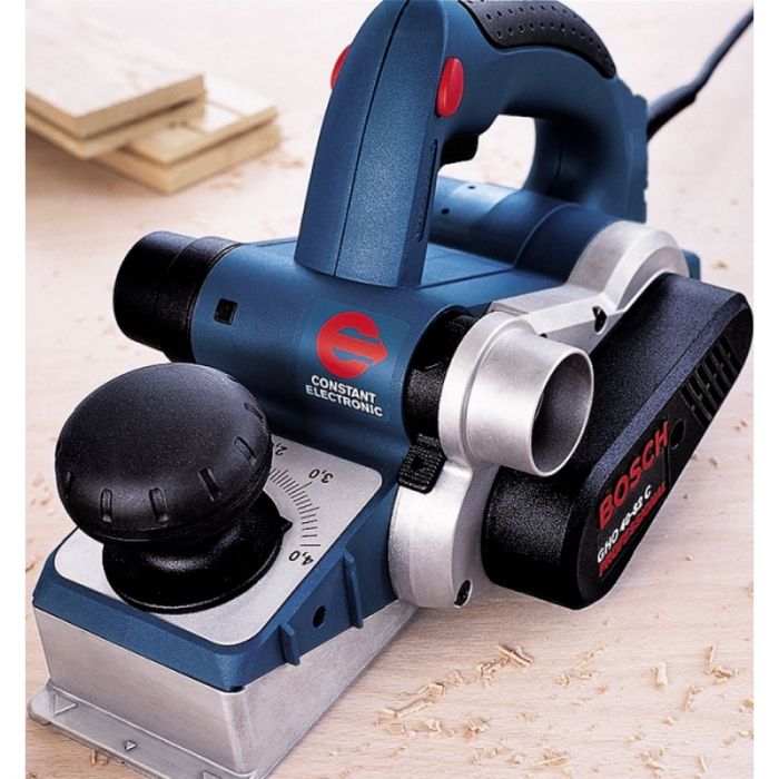 Рубанок Bosch Professiona GHO 40-82 C, 850 Вт, ніж 82мм, стругання 4 мм, 3.2 кг