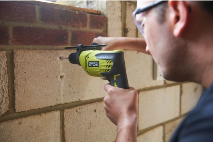 Ryobi Дриль ударний RPD680-K, 680 Вт, 13мм БЗП, 1.7кг