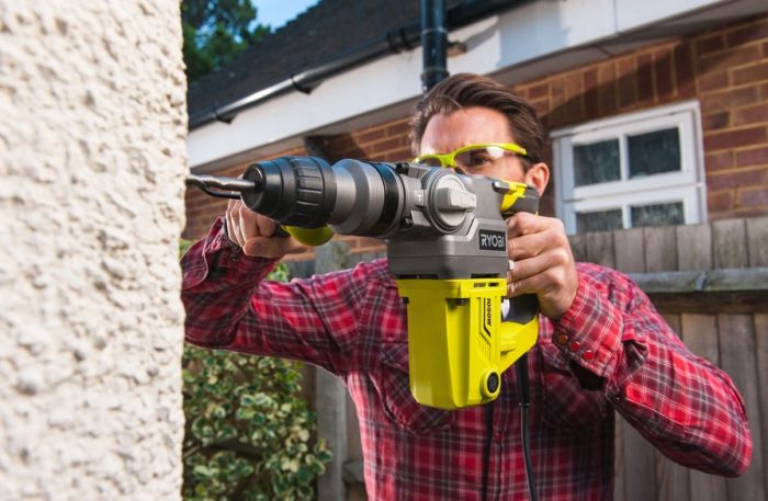 Ryobi Перфоратор RSDS800-K, 800Вт, бетон до 28мм, 2.95Дж, 4 режима, LED, 3.4кг