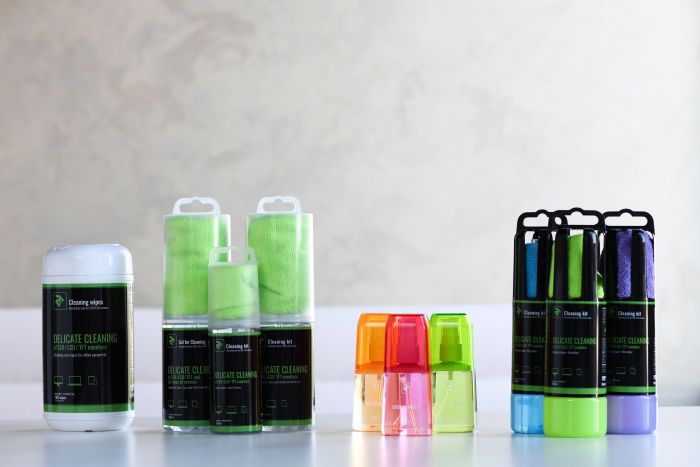 Набір для чищення 2E Liquid для LED / LCD 150ml + салфетка, Green