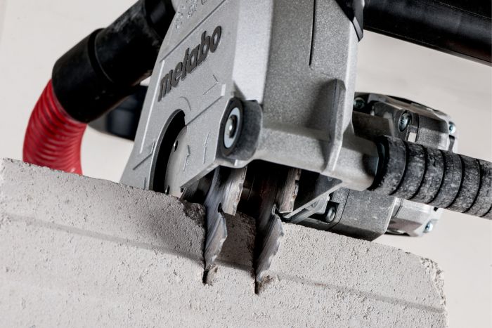 Штроборіз Metabo MFE 40 з алмазним фрезерувальним диском 20 мм, Universal, кофр