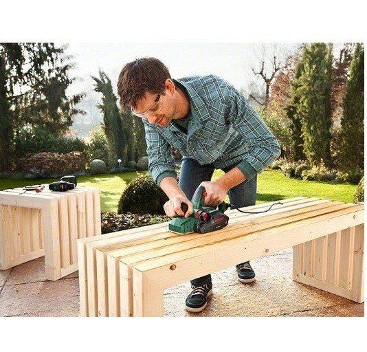 Рубанок Bosch PHO 2000, 680 Вт, ніж 82мм, стругання 2 мм, вибірка паза 8 мм, 2.4 кг