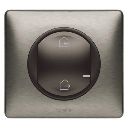 Celiane with NETATMO. Стартовий набір(Шлюз WiFi+smart-розетка 16A+вимикач "Вдома/Не вдома". Графіт