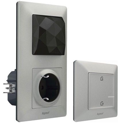 Valena Life with NETATMO. Старт. набір(Шлюз WiFi+smart-розетка+вимикач "Вдома/Не вдома").Алюміній