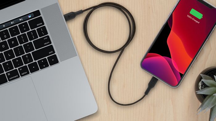 Кабель Belkin USB-С - Lightning, BRAIDED, 1m, black