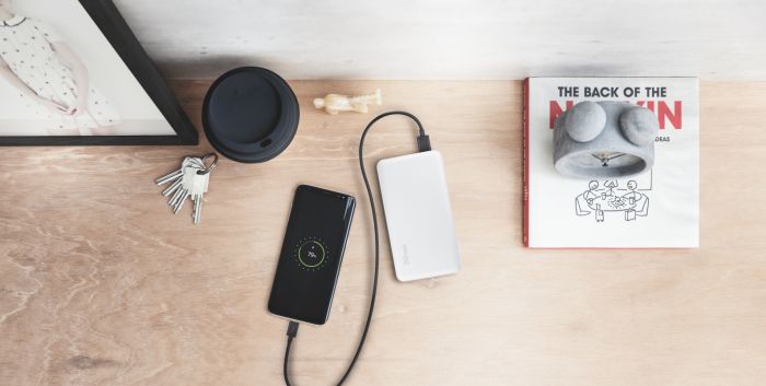 Портативний зарядний пристрій Trust Primo 10000 mAh White