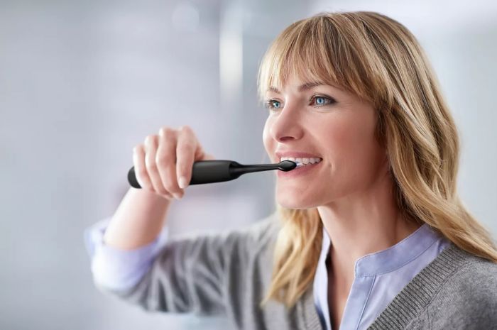 Електрична зубна щітка Philips Sonicare Protective clean 1 HX6800/44