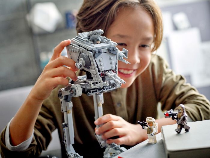 Конструктор LEGO Star Wars AT-ST на Хоті 75322