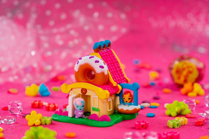 Ігрова фігурка Jazwares Nanables Small House Містечко солодощів, Їдальня "Пончик"