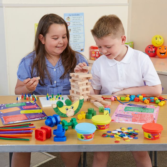 Набір для розвитку моторних навичок tts Fine Motor Skills Activity Box