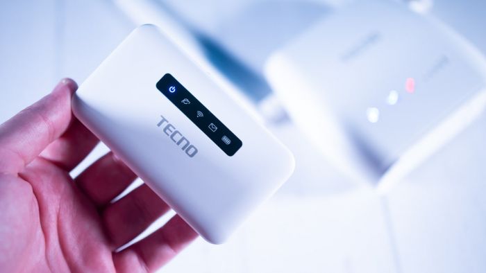 Мобільний маршрутизатор TECNO TR118 4G-LTE, 1x3FF SIM, 1xFE LAN/WAN, 1xmicro-USB, 2600mAh bat.
