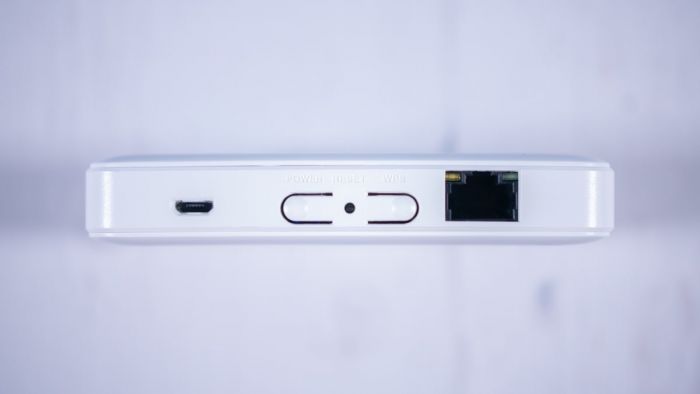 Мобільний маршрутизатор TECNO TR118 4G-LTE, 1x3FF SIM, 1xFE LAN/WAN, 1xmicro-USB, 2600mAh bat.