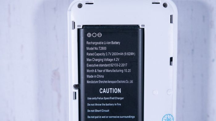 Мобільний маршрутизатор TECNO TR118 4G-LTE, 1x3FF SIM, 1xFE LAN/WAN, 1xmicro-USB, 2600mAh bat.