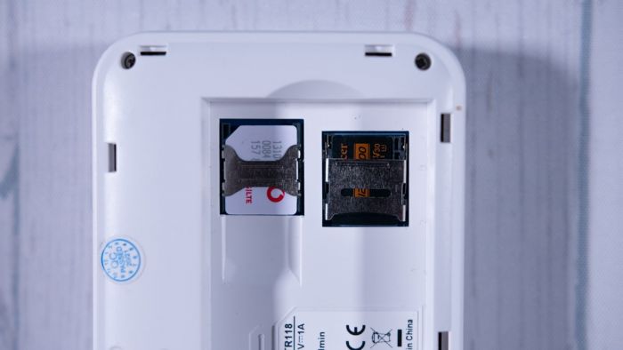 Мобільний маршрутизатор TECNO TR118 4G-LTE, 1x3FF SIM, 1xFE LAN/WAN, 1xmicro-USB, 2600mAh bat.