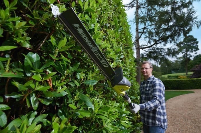 Ryobi Кущоріз-висоріз ONE+ OPT1845, леза 45 см, (без АКБ та ЗП)