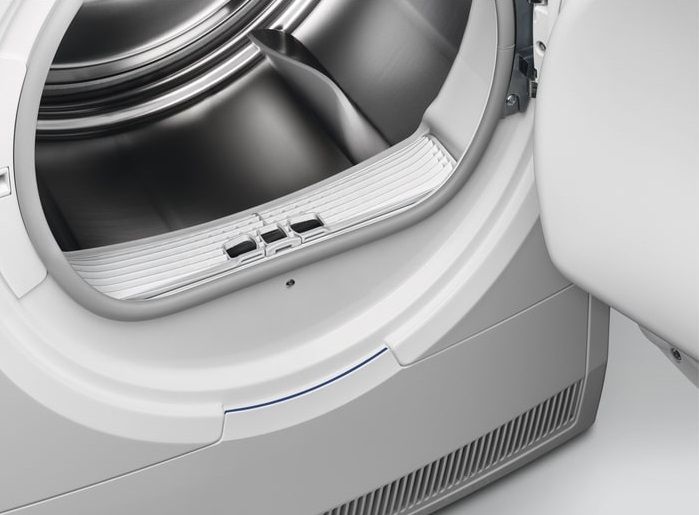 Сушильна машина Electrolux конденсаційна, 8кг, B, 63см, дисплей, білий
