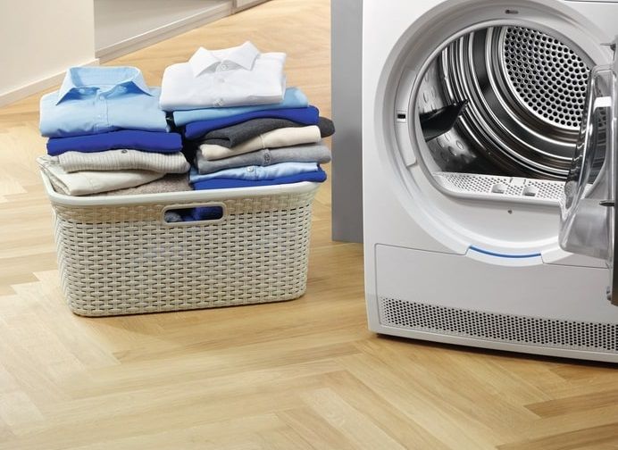 Сушильна машина Electrolux конденсаційна, 8кг, B, 63см, дисплей, білий