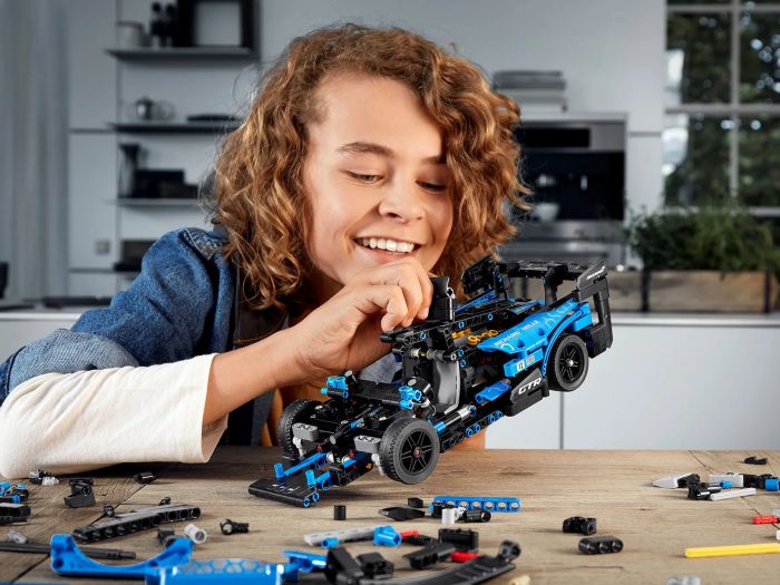 Конструктор LEGO Technic McLaren Senna GTR™