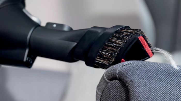 Пилосос Bosch безпровідний, конт пил -0.3л, автон. робота до 40хв, вага-2.9кг, НЕРА, червоний