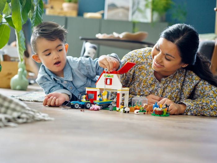 Конструктор LEGO City Farm Тварини на фермі та у хліві