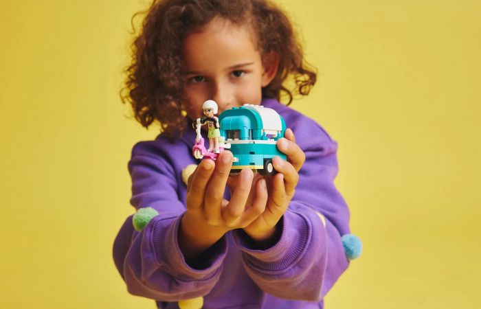 Конструктор LEGO Friends Бабл ті кафе на колесах