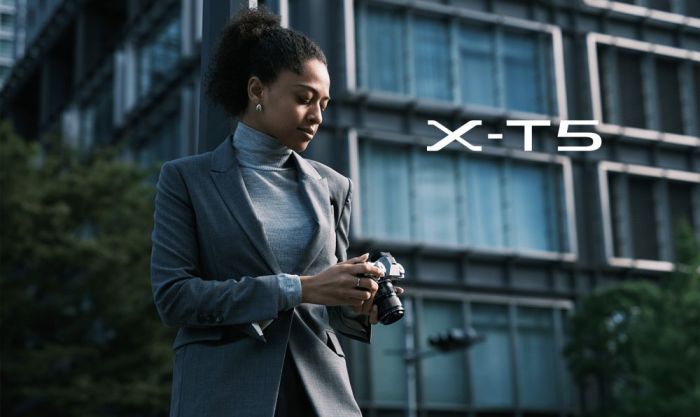 Цифр. фотокамера Fujifilm X-T5 + XF 18-55mm F2.8-4 Kit Black