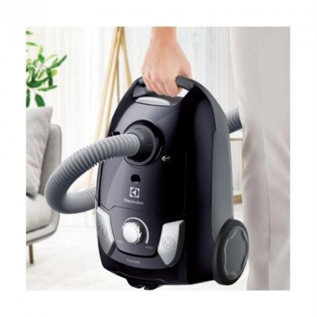 Пилосос Electrolux мішковий, 750Вт, 3,5л, HEPA12, s-bag, 4 насадки, чорний