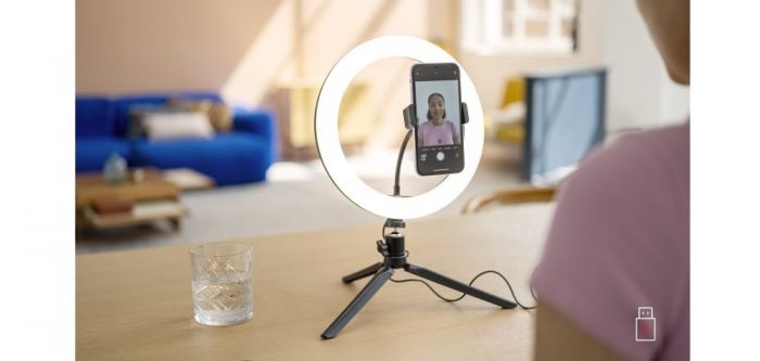Штатив зі світлодіодним кільцем Trust MakuRing Light Vlogging kit Black
