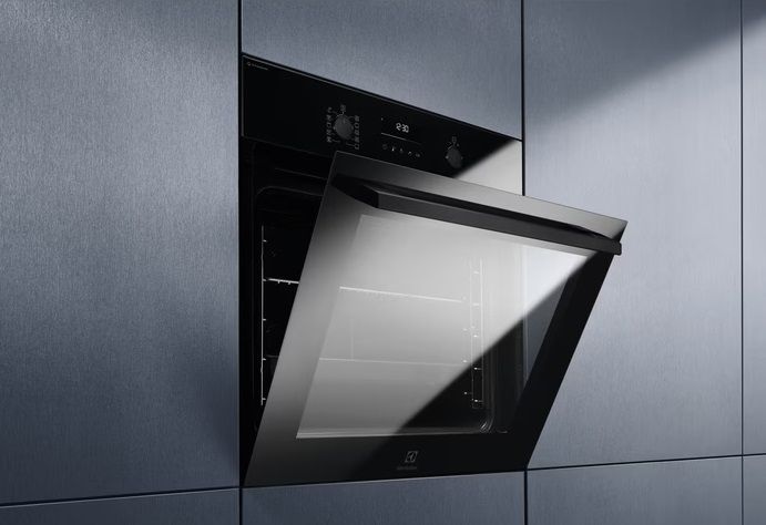 Духова шафа Electrolux електрична, 72л, A, дисплей, конвекція, телескопічні напрямні, чорний