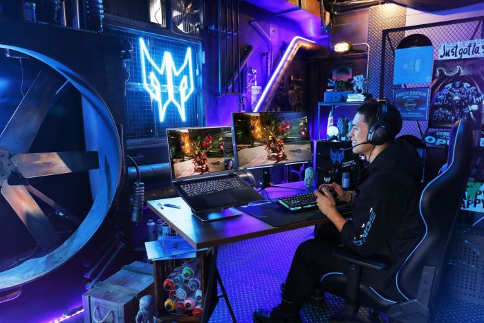 Ноутбук Acer Predator Helios 16 PH16-71 16WQXGA 240Hz/Intel i7-13700HX/32/1024F/NVD4070-8/Lin