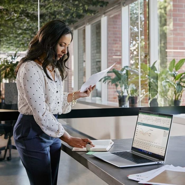 Ноутбук HP EliteBook 860-G9 16" WUXGA IPS AG, Intel i7-1255U, 16GB, F512GB, UMA, DOS, сріблястий