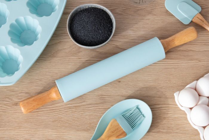 Скалка для тіста ARDESTO Tasty baking, 43.5см, силікон, дерево, блакитний