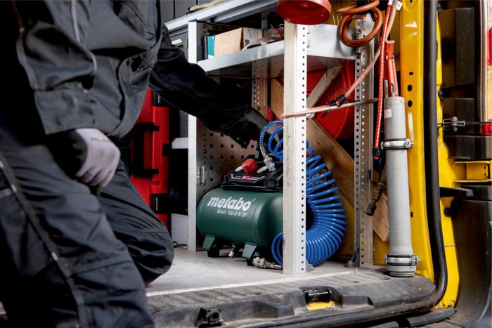 Компресор Metabo BASIC 160-6 W OF PBASIC 160-6 W OF, ресивер 6л, 900Вт, 160л/хв, 8 бар, 8.4кг