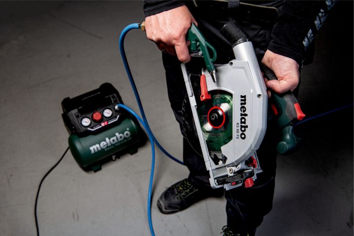 Компресор Metabo BASIC 160-6 W OF PBASIC 160-6 W OF, ресивер 6л, 900Вт, 160л/хв, 8 бар, 8.4кг