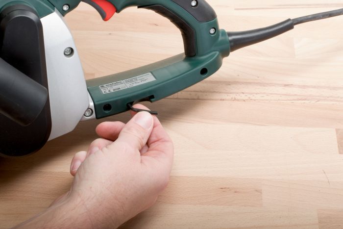 Шліфмашина ексцентрикова Metabo BAE 75, 75*533мм, 1010Вт, 240-450об/хв, 4.9кг