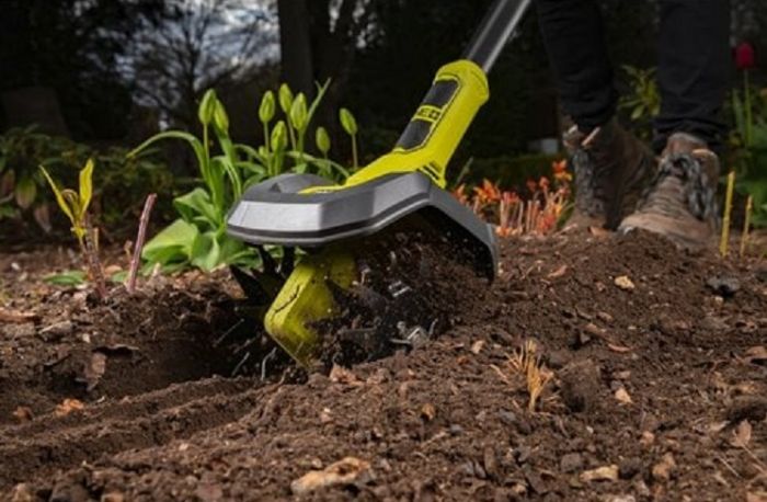 Культиватор акумуляторний Ryobi ONE+ RY18CVA-0 18В 200/250/300об·хв 4.8кг без АКБ та ЗП