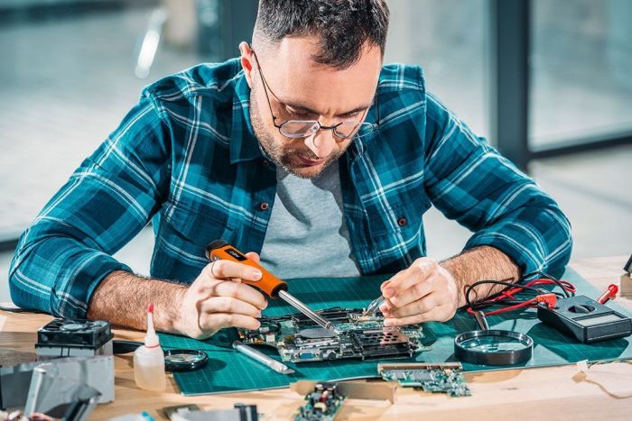 Паяльник акумуляторний Neo Tools, 2500мАг, 4В, 450°С, вбудований світлодіодний ліхтар