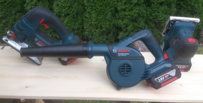 Повітродув акумуляторний Bosch GBL 18V-120 Professional, 18В, 270 км/г, 120 м?/г, 1.1 кг