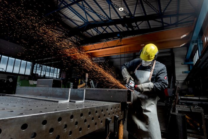 Шліфмашина кутова Metabo WEV 19-125 Q M-BRUSH, 125мм, 1900Вт, 2800-11000об/хв, М14, 2.5кг