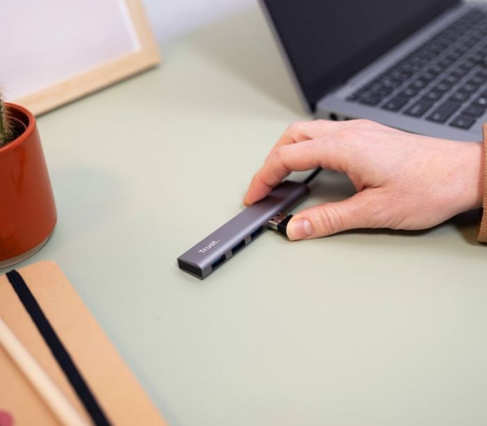 USB-хаб Trust Halyx 4-Port USB-A 3.2 Grey