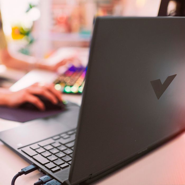 Ноутбук HP Victus 15-fb0012ua 15.6" FHD IPS AG, AMD R7-5800H, 16GB, F512GB, NVD3050-4, Win11, чорний