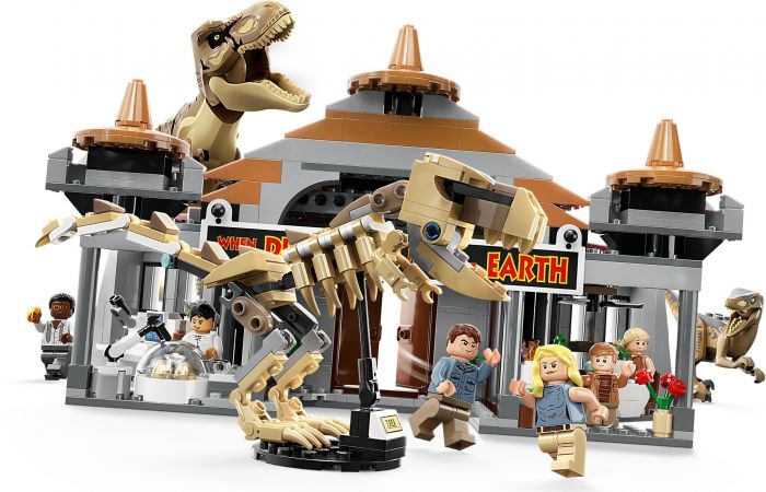 Конструктор LEGO Jurassic Park Центр відвідувачів: Атака тиранозавра й раптора