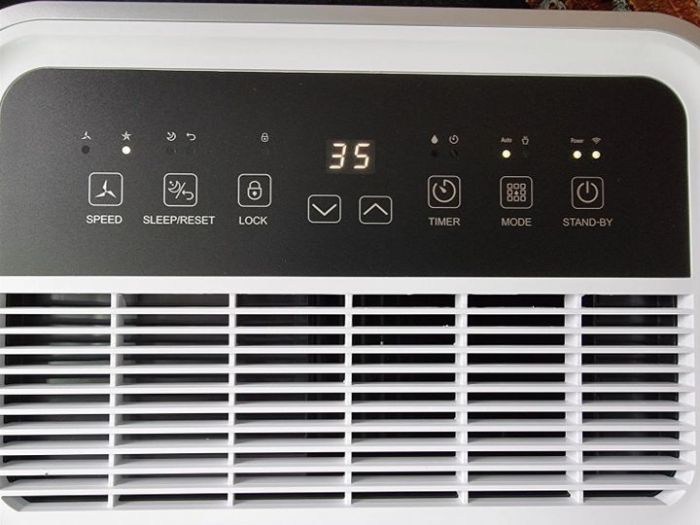 Осушувач повітря Mycond Roomer Smart 25 побутовий, 25л.на добу, 180м3/год, 50м2, дисплей, ел. кер-ня, Wi-Fi, таймер, авто вимк., білий