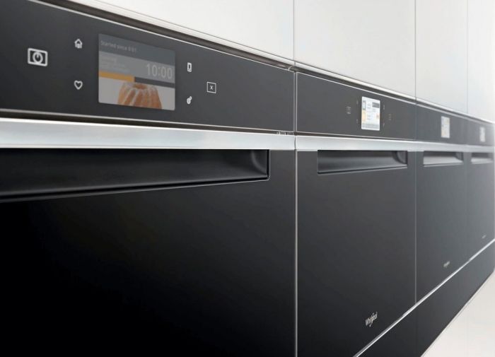 Мікрохвильова піч Whirlpool вбудована, 40л, електронне упр., 900Вт, гриль, дисплей, конвекція, чорний
