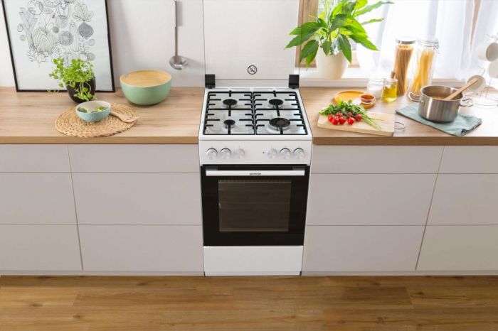 Плита Gorenje комбінована, 62л, 50x60см, газ-контроль, емальовані, білий