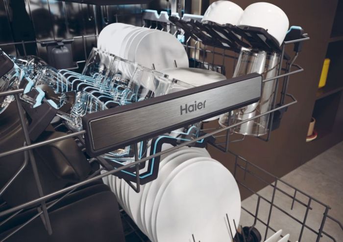 Посудомийна машина Haier вбудована, 16компл., A+, 60см, дисплей, 3й кошик, білий