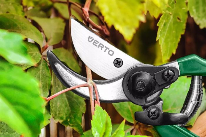 Секатор контактний Verto, d різу 10мм, 200мм, 154г