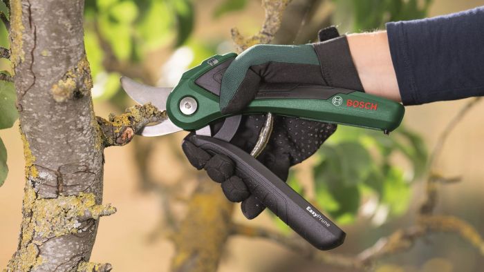 Секатор акумуляторний Bosch EasyPrune, 12В, 2х3А, d різу 25мм, 1000гр