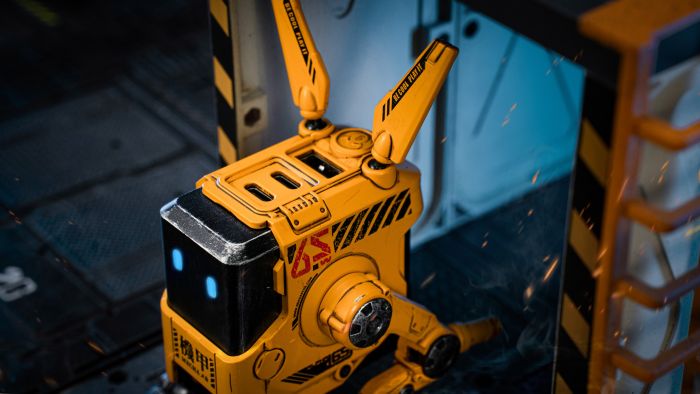 Зарядний пристрій мережевий GravaStar Alpha65 65Вт 2XUSB-C/USB-A, War-Damaged Yellow